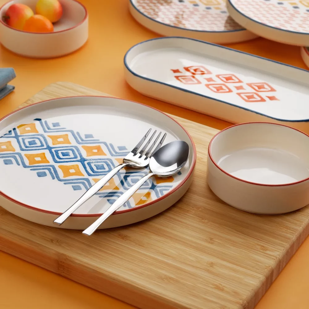 Schafer - Sunny 4-Person Breakfast Set, 10 Pieces, Orange